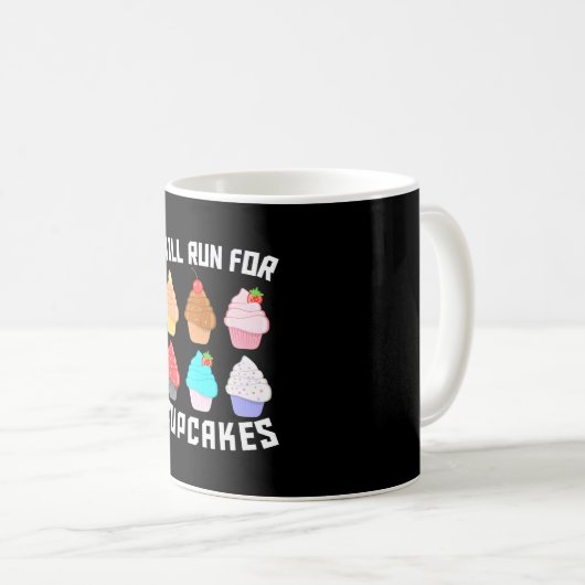 Mug Sera En Course Pour Cupcakes Funny Runner Cupcake  (Devant droit)