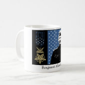 Mug Sergent York et la médaille de l'honneur (Devant gauche)