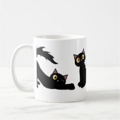 Mug Série espiègle mignonne de chat noir (Gauche)