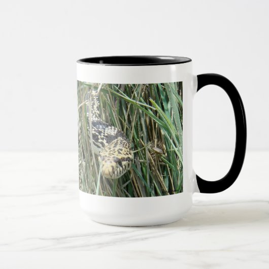 Mug Serpent à taureau R4 dans l'herbe (Droite)