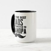 Mug Seuls les meilleurs papas sont promus au café gran (Devant gauche)