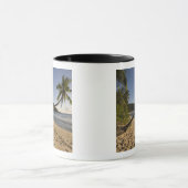 Mug Seychelles, île de Mahe, plage d'Anse Takamaka, (Centre)