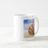Mug Shell étayé dans le sable (Devant droit)