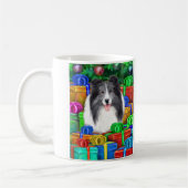 Mug Shelter Noël Open Cadeaux Bi Blue (Gauche)