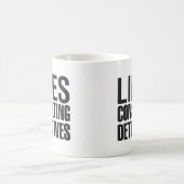 MUG SHERLOCK AIME CONSULTER DES DÉTECTIVES (Centre)