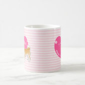 Mug Shiba Inu avec coeur rose et rayures (Centre)