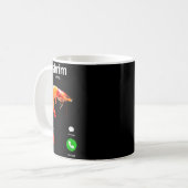 Mug Shrim Is Calling Misspelled Funny Shrimp Calling M (Devant gauche)