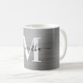 Mug Signature métallique en argent Monogramme (Devant droit)