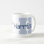 Mug Signification du nom Harrison monogramme H bleu (Devant droit)