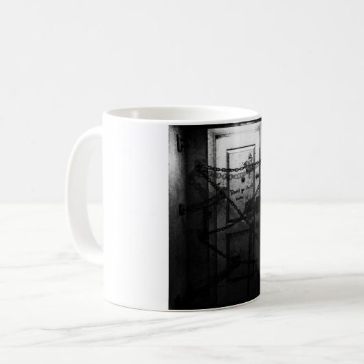 Mug Silent Hill 4 The Room (Devant gauche)
