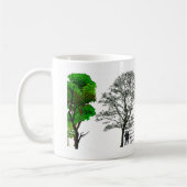 Mug silhouette d'arbre paisible (Gauche)