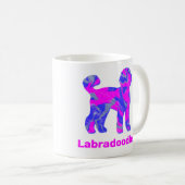 Mug Silhouette de Labradoodle Chien Rose Chaud Fou (Devant droit)