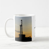Mug Silhouette de plateforme de forage (Gauche)