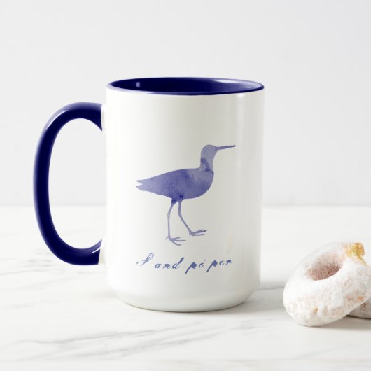 Mug Silhouette de Sandpiper couleur bleu marine (Avec donut)