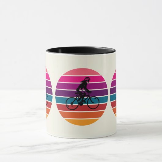 Mug Silhouette du circuit de vélo du coucher du soleil (Centre)