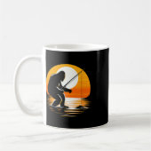 Mug Silhouette Rétro de Bigfoot Sasquatch Cache-Cache (Gauche)