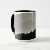Mug Silhouettes des montagnes (Devant gauche)