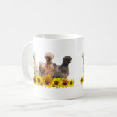 Mug Silkie Bantam Trio de poulet et tournesols (Devant gauche)