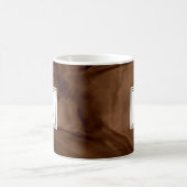 Mug Simple Brown foncé Marbre subtil Monogramme modern (Centre)