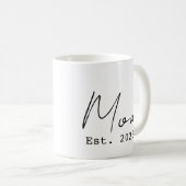 Mug Simple Élégant Script Nouvelle Maman Établie 2026 (Devant droit)