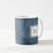 Mug Simple Marine Bleu Marbre subtil Monogramme modern (Devant droit)