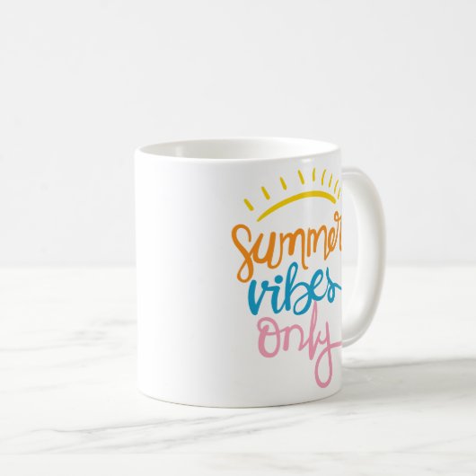 Mug Simple soleil joyeux jouant orange bleu rose solei (Devant droit)