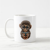 Mug Singe mignon de bébé lisant un livre (Gauche)