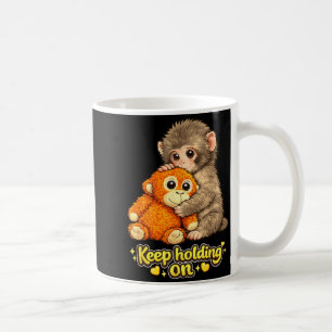 Mug Singe poing avec ours en peluche câlinant tenant t