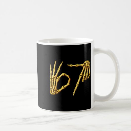 Mug Six Seven 6 7 Mème Drôle de Squelette Mains Signe (Droite)