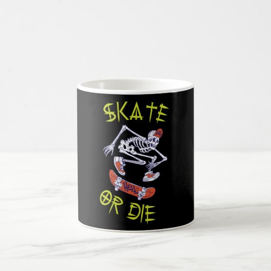 Mug Skate ou die Skeleton Skateboarder (Centre)
