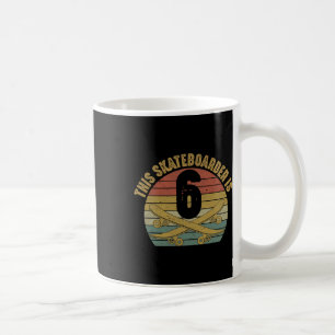 Mug Skateboardeur de 6 ans faisant du skateboard pour