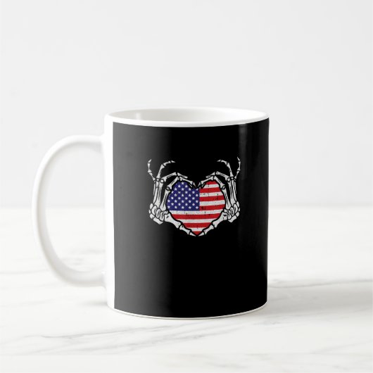 Mug Skeleton Hand Heart 4e Du Drapeau Américain Patrio (Gauche)