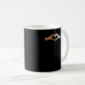 Mug Skeleton Hands Heart Show Basic (Devant droit)