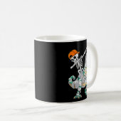 Mug Skeleton Riding Dancing Dab Dinosaur T Rex Hallowe (Devant droit)