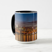 Mug Skyline De Chicago La Nuit (Devant gauche)