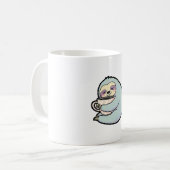 Mug Sleepy Sloth with Coffee – Cute Cozy Illustration (Devant gauche)