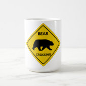 Mug SlipperySignal de passage de l'ours de Joe silhoue (Centre)