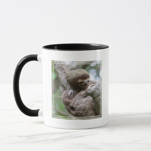 Mug Sloth Baby avec mère pendre d'un arbre (Gauche)