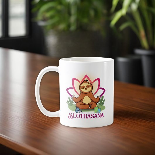 Mug "Slothasana" Sloth faisant de la méditation de yog