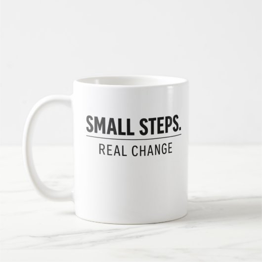 Mug Small Steps Real Change – Minimal Motivation Hoodi (Gauche)
