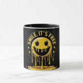 Mug Smile, c'est gratuit Classic Mug, 11 oz (Centre)