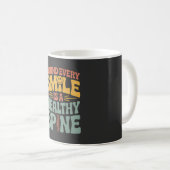 Mug Smile Healthy Spine Chiropractor Conception de dev (Devant droit)
