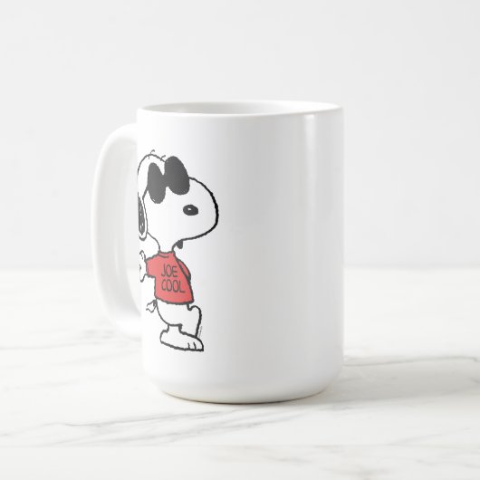 Mug Snoopy "Joe Cool" debout (Devant gauche)