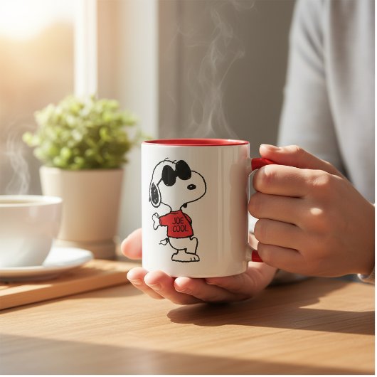 Mug Snoopy "Joe Cool" debout