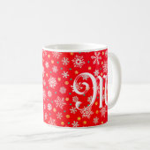 Mug Snowflake Red Festive Moderne Chic Élégant Monogra (Devant droit)
