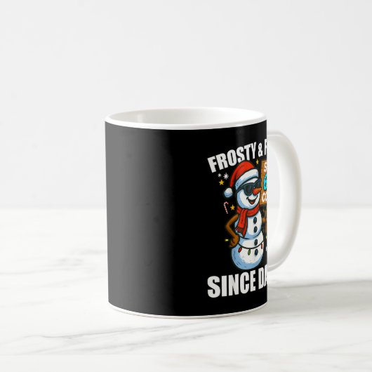Mug Snowman Frosty And Funny Since Day 67 Meme Christm (Devant droit)