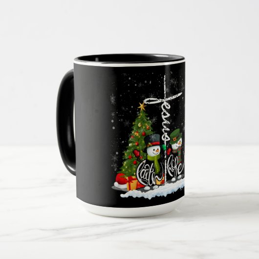 Mug Snowmen Beneath the Tree: A Christmas Message (Devant gauche)