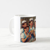 Mug Soins d'espoir et de pourrissement : infirmière et (Devant gauche)