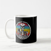 Mug Soirée drôle Shift Nurse Skeleton Femmes Halloween (Gauche)