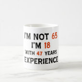 Mug soixante-cinquième conceptions d'anniversaire (Centre)